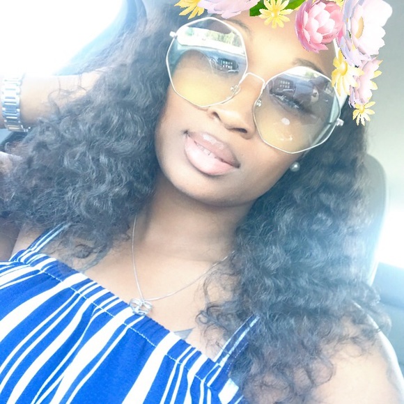 Meet your Posher, Shawanda - Picture 1 of 1